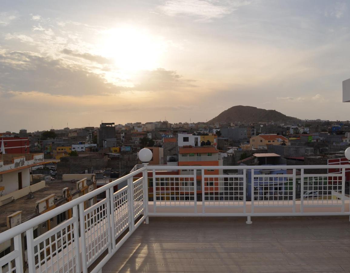 Delux Appartment Praia Esterno foto